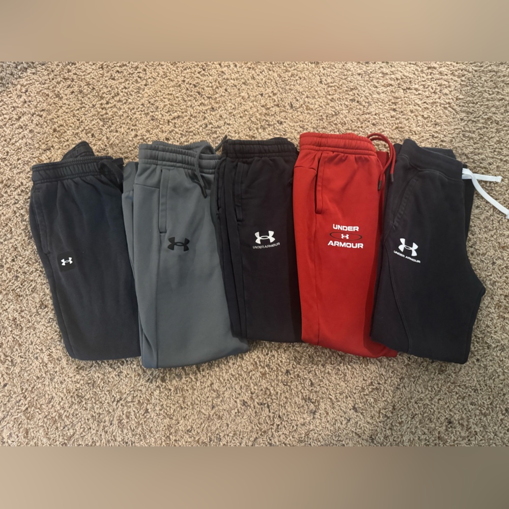 Under Armour Kids' Sweatpants & Joggers - Black, Gray, Red